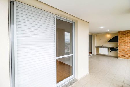 Apartamento à venda com 115m², 3 quartos e 2 vagas Apartamento à venda com 115m², 3 quartos e 2 vagasVaranda