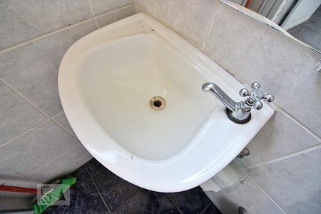 Apartamento à venda com 80m², 2 quartos e 1 vagaBanheiro de Serviço