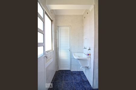 Apartamento à venda com 80m², 2 quartos e 1 vagaÁrea de Serviço