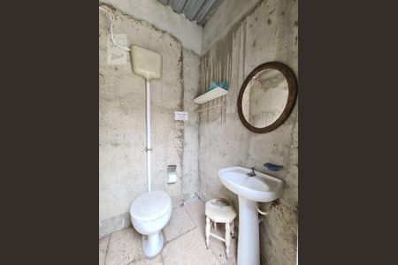 Casa à venda com 150m², 2 quartos e 1 vagaBanheiro de Serviço