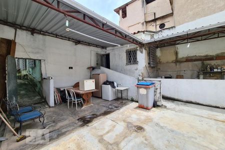 Casa à venda com 150m², 2 quartos e 1 vagaÁrea Externa de Fundos