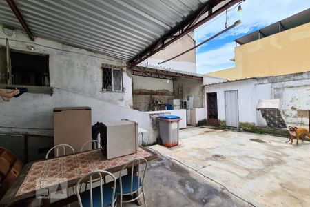 Casa à venda com 150m², 2 quartos e 1 vagaÁrea Externa de Fundos