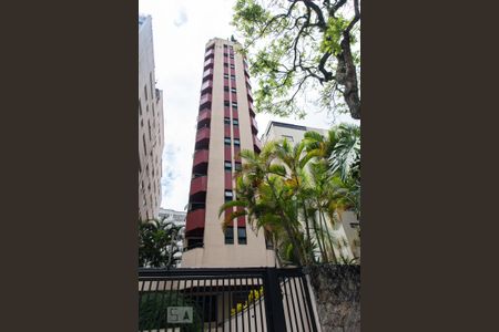 Fachada de apartamento para alugar com 1 quarto, 40m² em Aclimação, São Paulo