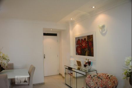 Sala com varanda  de apartamento para alugar com 3 quartos, 80m² em Armação, Salvador
