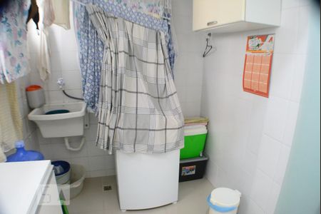 Apartamento para alugar com 80m², 3 quartos e 1 vagaÁrea de Serviço