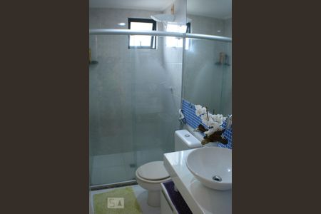 Apartamento para alugar com 80m², 3 quartos e 1 vagaQuarto 2 com banheiro