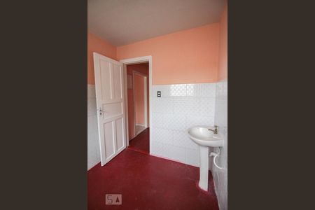 banheiro de casa para alugar com 1 quarto, 40m² em Vila Pirituba, São Paulo