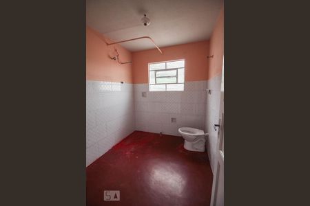 banheiro de casa para alugar com 1 quarto, 40m² em Vila Pirituba, São Paulo