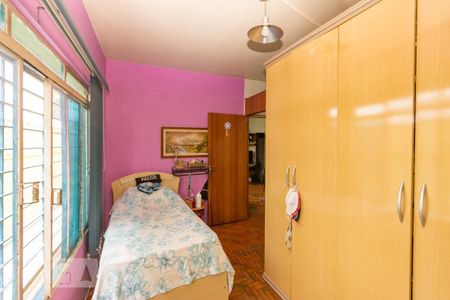 Casa à venda com 230m², 4 quartos e 2 vagasQuarto 4