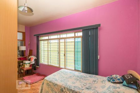 Casa à venda com 230m², 4 quartos e 2 vagasQuarto 4