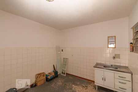 Casa à venda com 230m², 4 quartos e 2 vagasEdícula