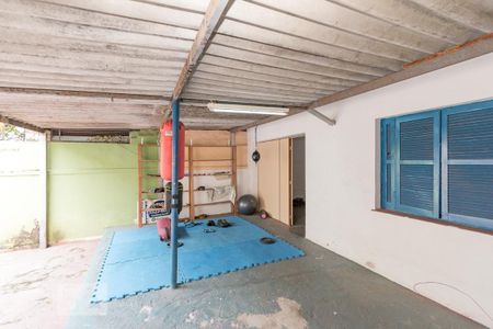 Casa à venda com 230m², 4 quartos e 2 vagasQuintal