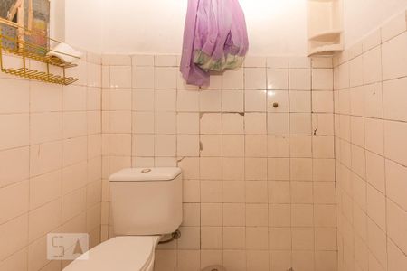 Casa à venda com 230m², 4 quartos e 2 vagasBanheiro da Edícula