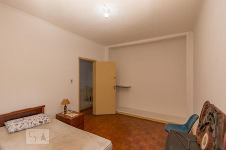 Casa à venda com 230m², 4 quartos e 2 vagasQuarto 2