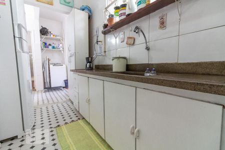 Apartamento à venda com 90m², 2 quartos e sem vagaCozinha