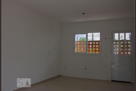 Casa de condomínio à venda com 50m², 2 quartos e 1 vagaSala/Cozinha