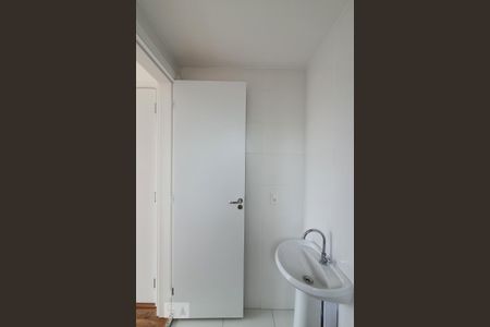 Banheiro da suíte de apartamento para alugar com 1 quarto, 29m² em Jardim da Glória, São Paulo