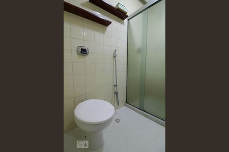 Apartamento à venda com 72m², 2 quartos e 2 vagasBanheiro