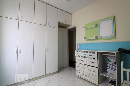 Apartamento à venda com 72m², 2 quartos e 2 vagasQuarto