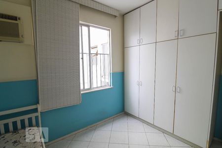 Apartamento à venda com 72m², 2 quartos e 2 vagasQuarto