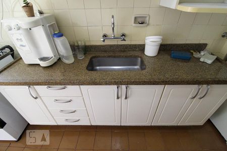 Apartamento à venda com 72m², 2 quartos e 2 vagasCozinha