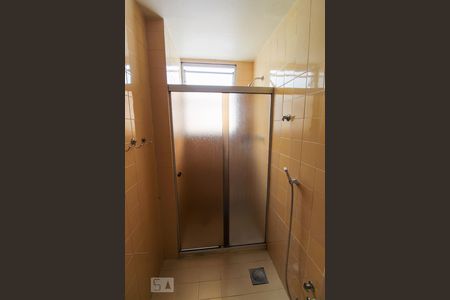 Apartamento à venda com 72m², 2 quartos e 2 vagasBanheiro da Suíte