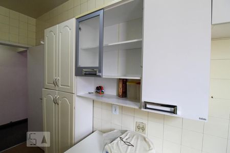 Apartamento à venda com 72m², 2 quartos e 2 vagasCozinha