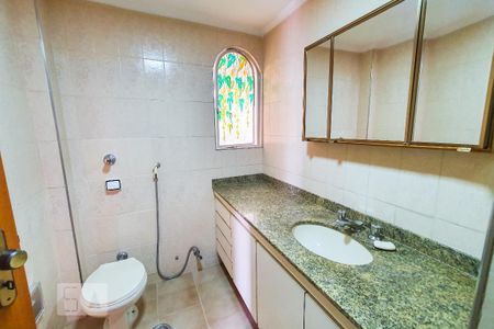 Apartamento à venda com 78m², 3 quartos e 1 vaga Apartamento à venda com 78m², 3 quartos e 1 vagaBanheiro
