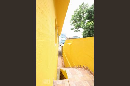 Studio para alugar com 35m², 1 quarto e sem vagaEscada