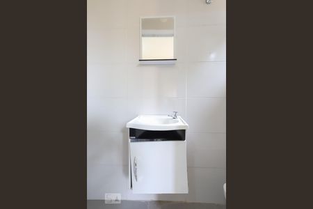 Banheiro de kitnet/studio para alugar com 1 quarto, 35m² em Imirim, São Paulo