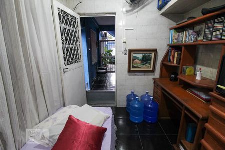 Casa à venda com 120m², 5 quartos e 3 vagasQuarto 2
