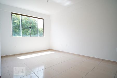 Sala de kitnet/studio para alugar com 1 quarto, 48m² em Jardim Itu, Porto Alegre