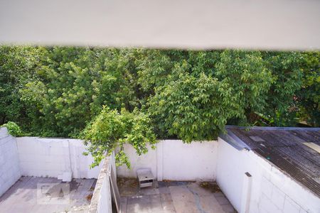Sala-vista de kitnet/studio para alugar com 1 quarto, 48m² em Jardim Itu, Porto Alegre