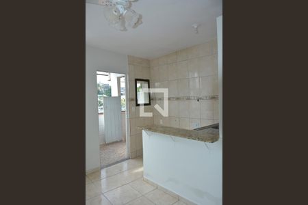 Sala/Cozinha de kitnet/studio para alugar com 1 quarto, 50m² em Cocotá, Rio de Janeiro