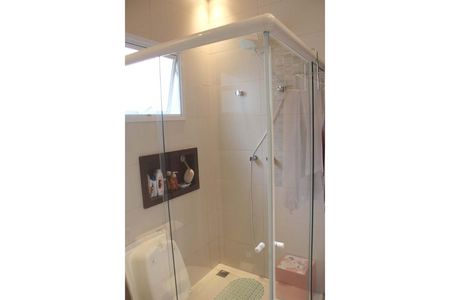 Casa à venda com 360m², 5 quartos e 4 vagasBanheiro Suíte 5