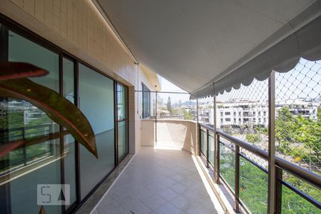 Varanda de apartamento para alugar com 3 quartos, 400m² em Recreio dos Bandeirantes, Rio de Janeiro