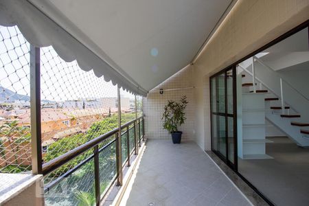 Varanda de apartamento para alugar com 3 quartos, 400m² em Recreio dos Bandeirantes, Rio de Janeiro