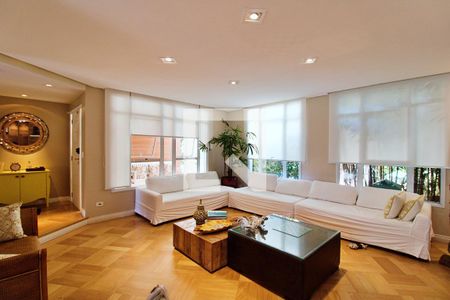 Sala de casa de condomínio à venda com 4 quartos, 300m² em Vila Suzana, São Paulo