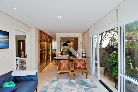 Sala de Jantar de casa de condomínio à venda com 4 quartos, 300m² em Vila Suzana, São Paulo