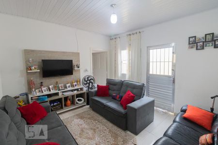 Sala de casa à venda com 2 quartos, 100m² em Vila Carbone, São Paulo