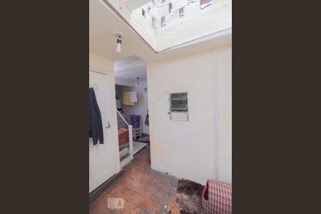 Casa à venda com 100m², 2 quartos e 1 vaga Casa à venda com 100m², 2 quartos e 1 vagaQuintal