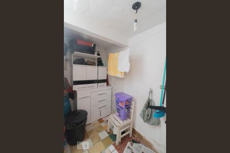 Casa à venda com 100m², 2 quartos e 1 vaga Casa à venda com 100m², 2 quartos e 1 vagaQuintal