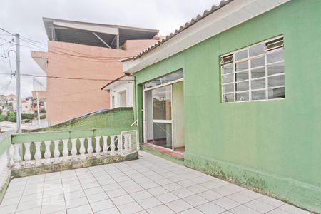 Casa à venda com 70m², 1 quarto e 1 vaga Casa à venda com 70m², 1 quarto e 1 vagaVaranda