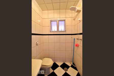 Casa à venda com 100m², 2 quartos e 10 vagasBanheiro