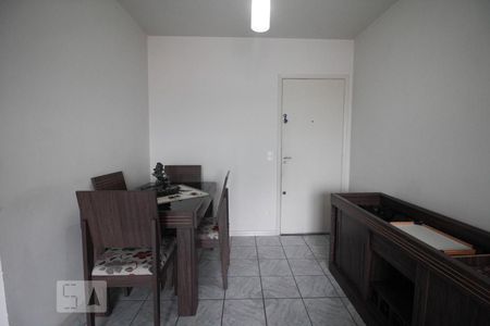 Sala de apartamento para alugar com 2 quartos, 56m² em Vila Marina, São Paulo