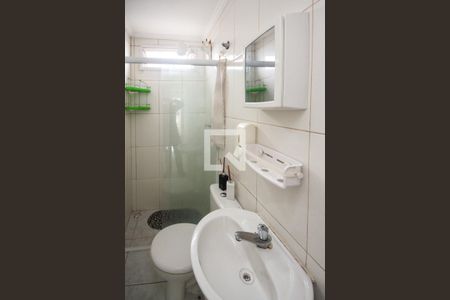 Banheiro de casa para alugar com 1 quarto, 50m² em Vila Alpina, São Paulo