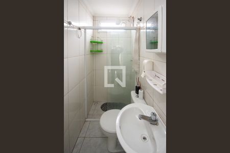 Banheiro de casa para alugar com 1 quarto, 50m² em Vila Alpina, São Paulo