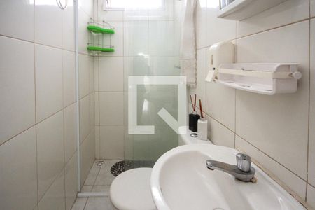 Banheiro de casa para alugar com 1 quarto, 50m² em Vila Alpina, São Paulo
