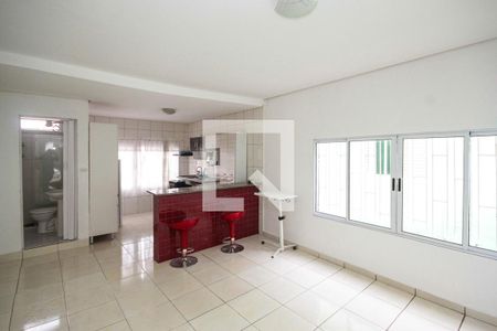 Casa para alugar com 1 quarto, 50m² em Vila Alpina, São Paulo