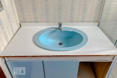 Casa de condomínio à venda com 182m², 3 quartos e 2 vagasDetalhe Banheiro da Sutie